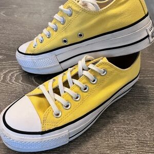 Converse Chuck Taylor All Star Lift Platform Canvas Sneakers Yellow Size US W6.0